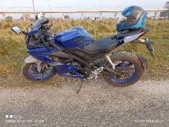 YAMAHA R15 V3